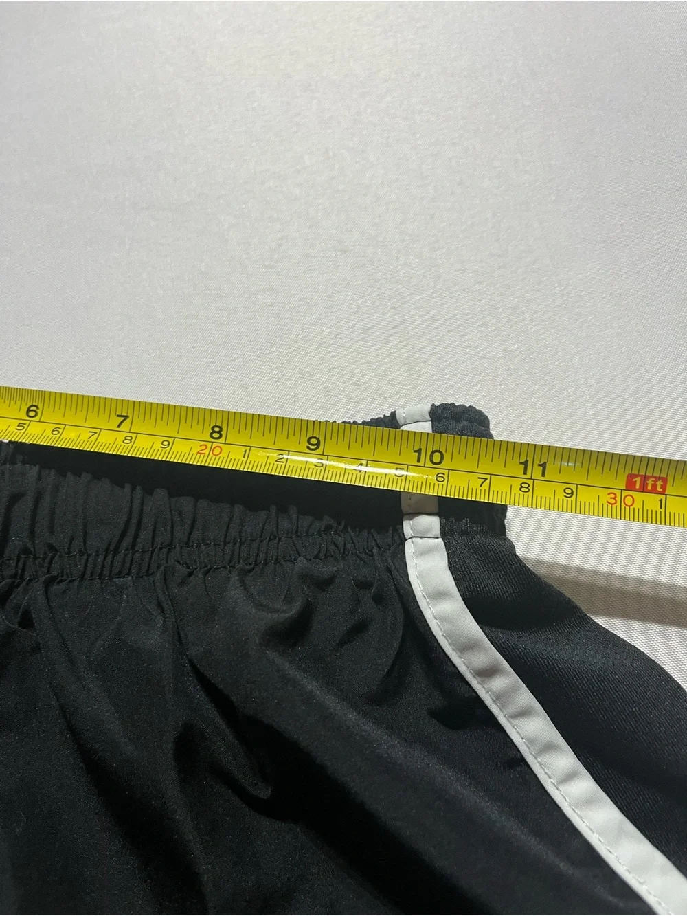 Nike Black Women's XSmall Athletic Elastic Waist Shorts with White Trim